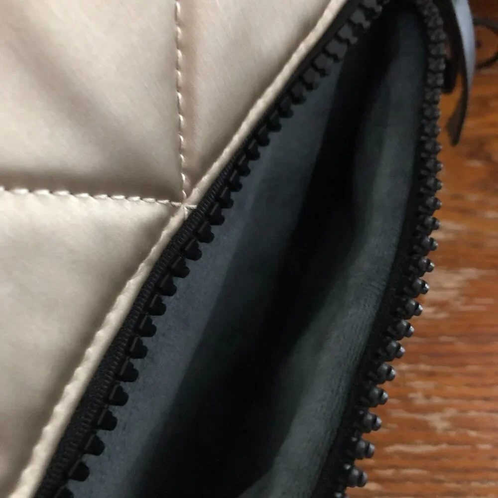 Shawn Killinger x IHKWIP Knotted Shoulder Bag/ Handbag/ Purse  Met Champagne - Picture 4 of 4